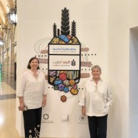 Marta Moreno y Leonor Peña Chocarro (IH) participan en la inauguración de una exposición en Emiratos Árabes que muestra el legado andalusí en el mundo islámico