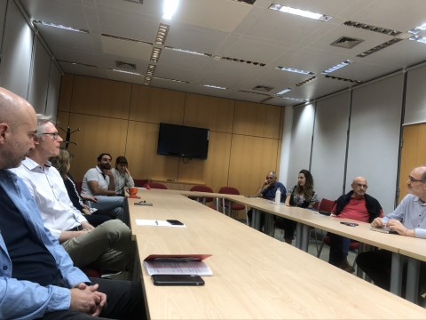 Reunión de trabajo en el ILLA