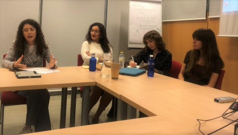 María García de la Cruz, Laura Castillo Biel, Almudena Cabrera Iglesias y Teresa Martín Merchán (JAE Intro ILLA 2022-23)