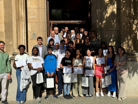 Alumnas durante el acto de clausura